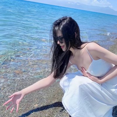 黄蜂女